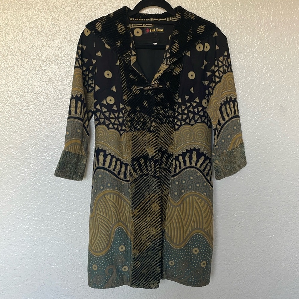 Batik Tisman unique coat